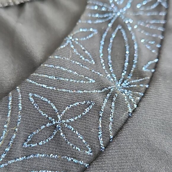 R&M Richards Woman 2 Piece Dress Suit Navy with Blue Embellishments Quiet Luxury - Picture 8 of 16